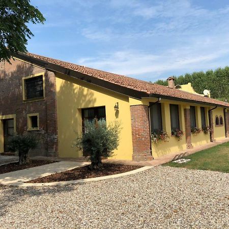 Agriturismo La Bicocca Sermide Екстериор снимка